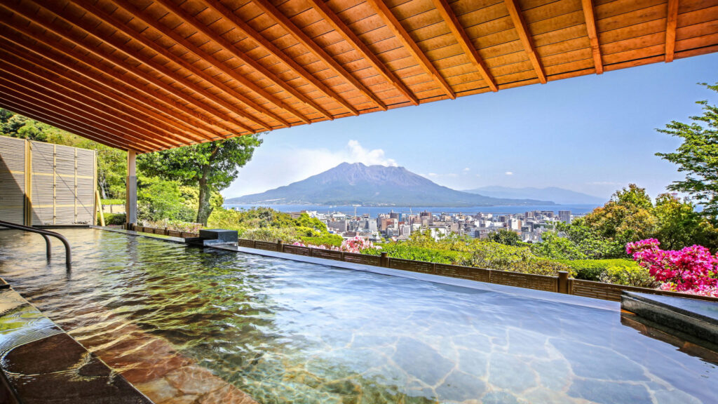 城山ホテル鹿児島の温泉「さつま乃湯」から見た桜島