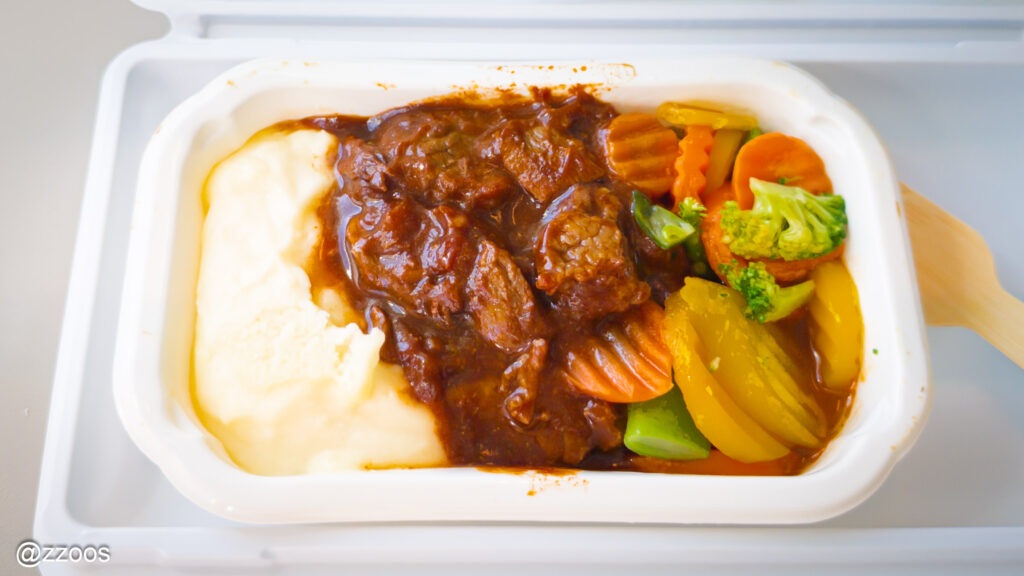 大韓航空の機内食トレイ