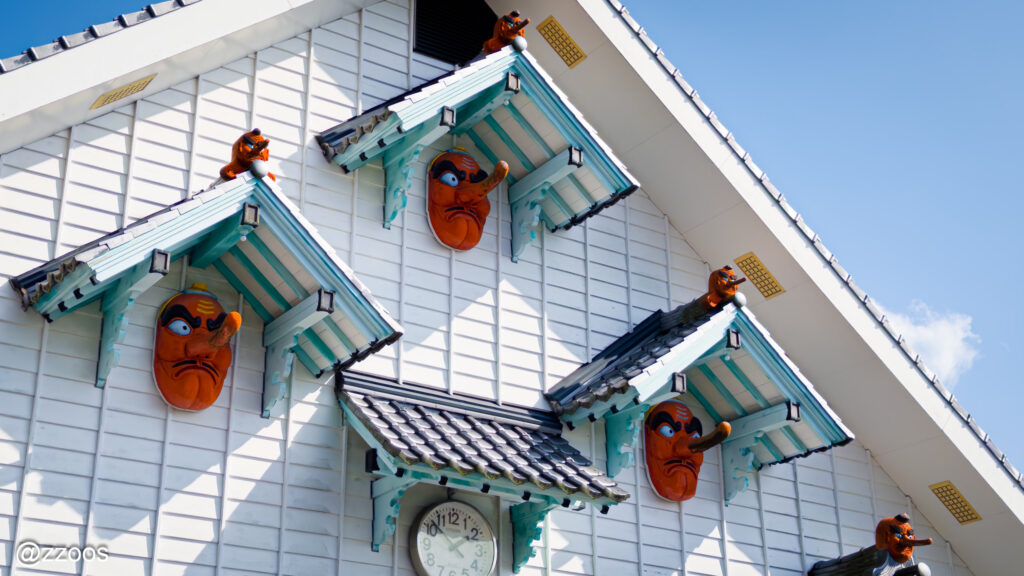 霧島天狗館の正面装飾