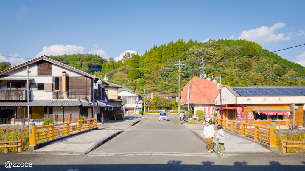 霧島神宮駅前にある小さな橋