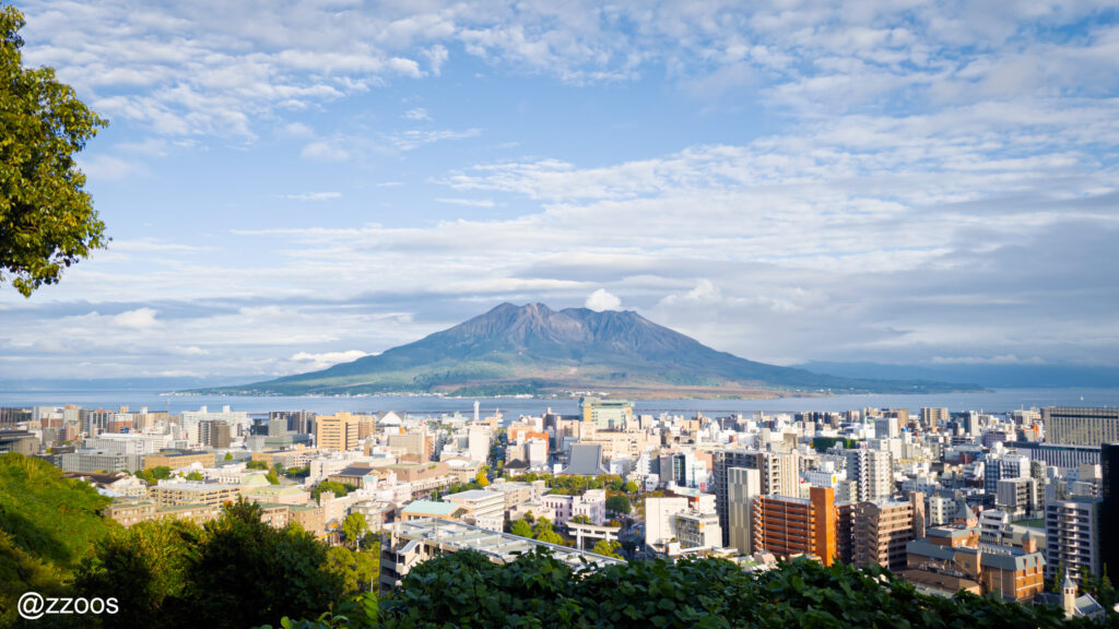 遠くに見える桜島