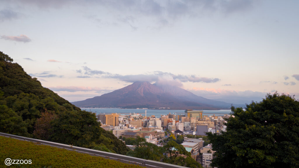 夕暮れ時の桜島