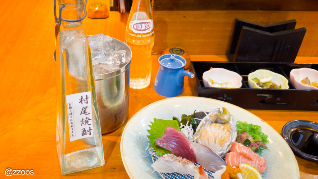 村尾の焼酎と刺身の盛り合わせ