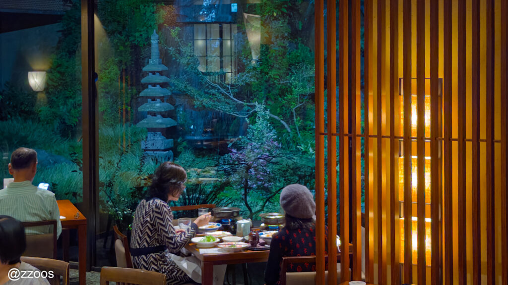 城山ホテル「水簾」の店内の様子