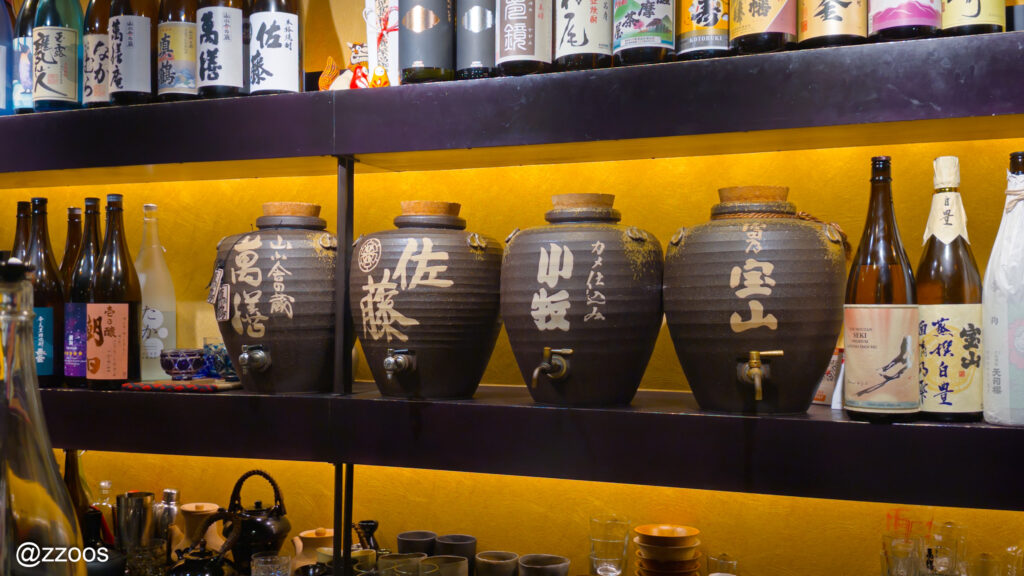 前割りのショウチュウが仕込まれている壺。