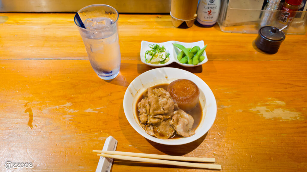 分家無邪気名物の黒豚ロースおでん一皿