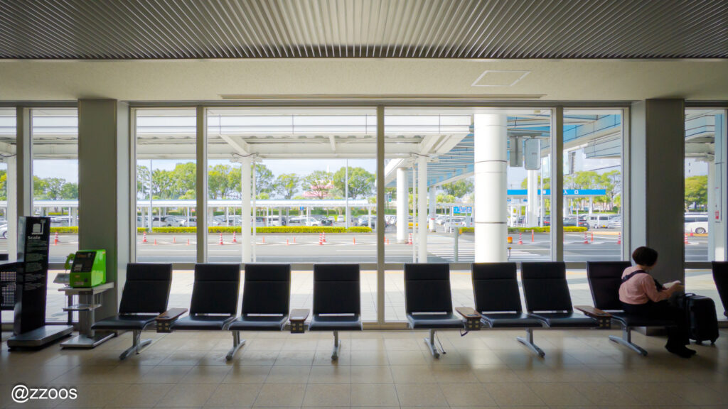 鹿児島空港の国際線ターミナル外観