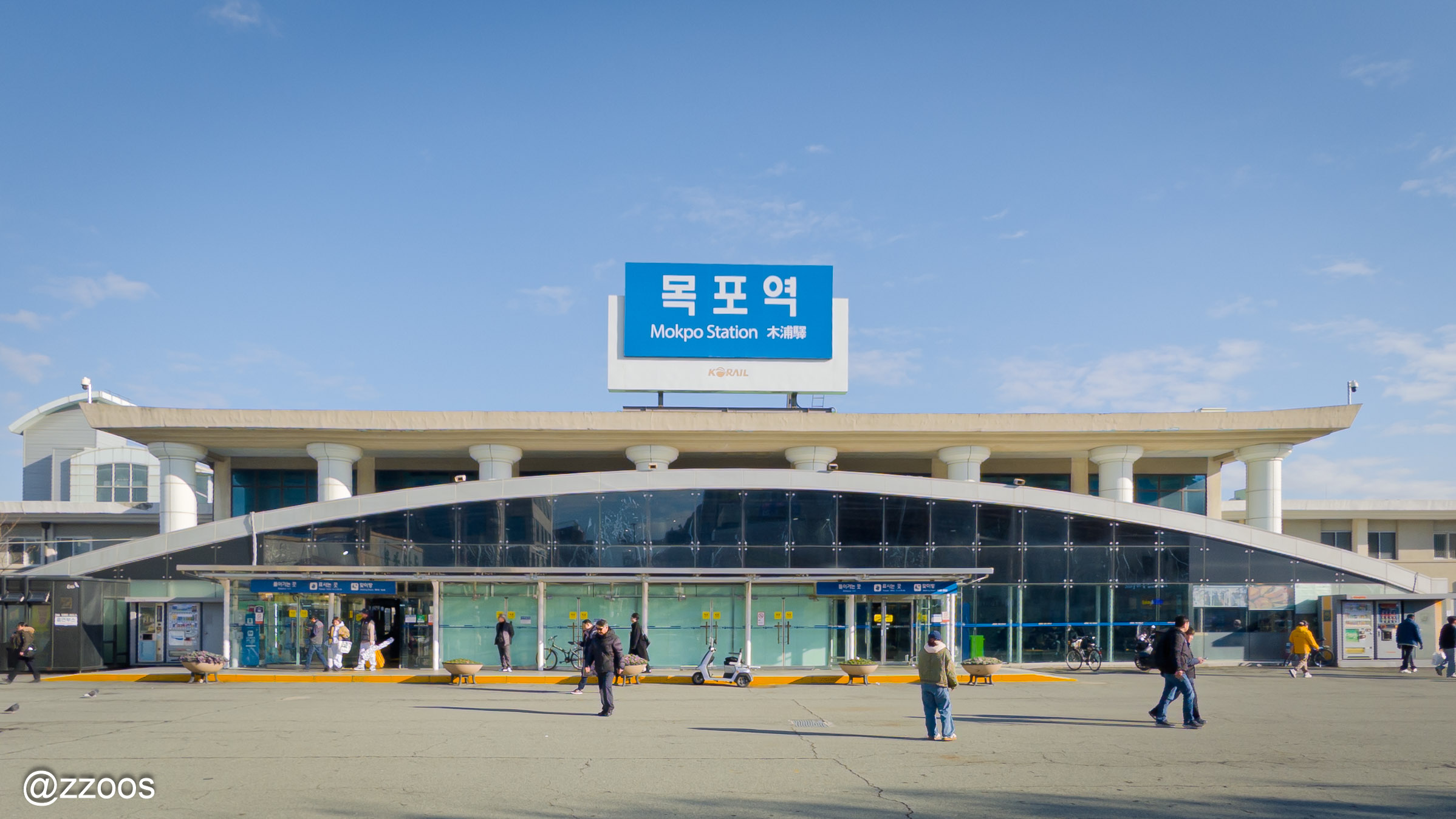 今回の旅はモクポです。