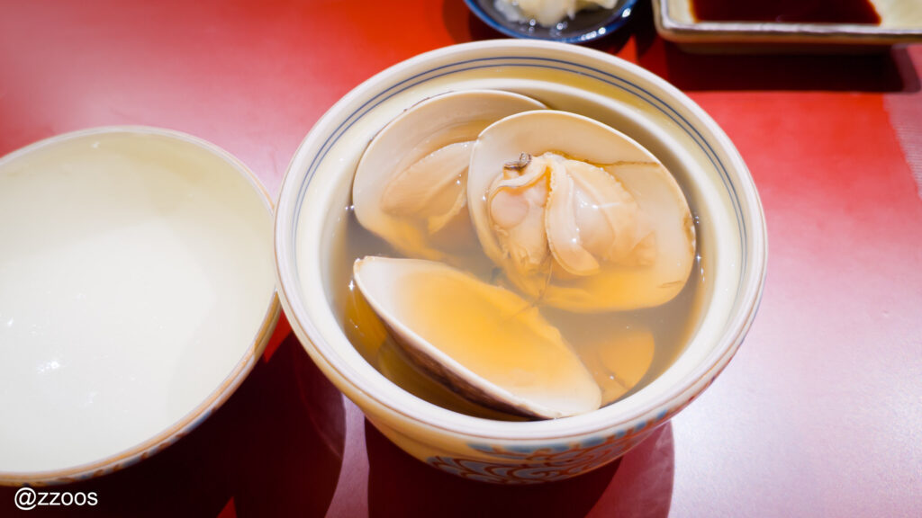 ハマグリの汁物