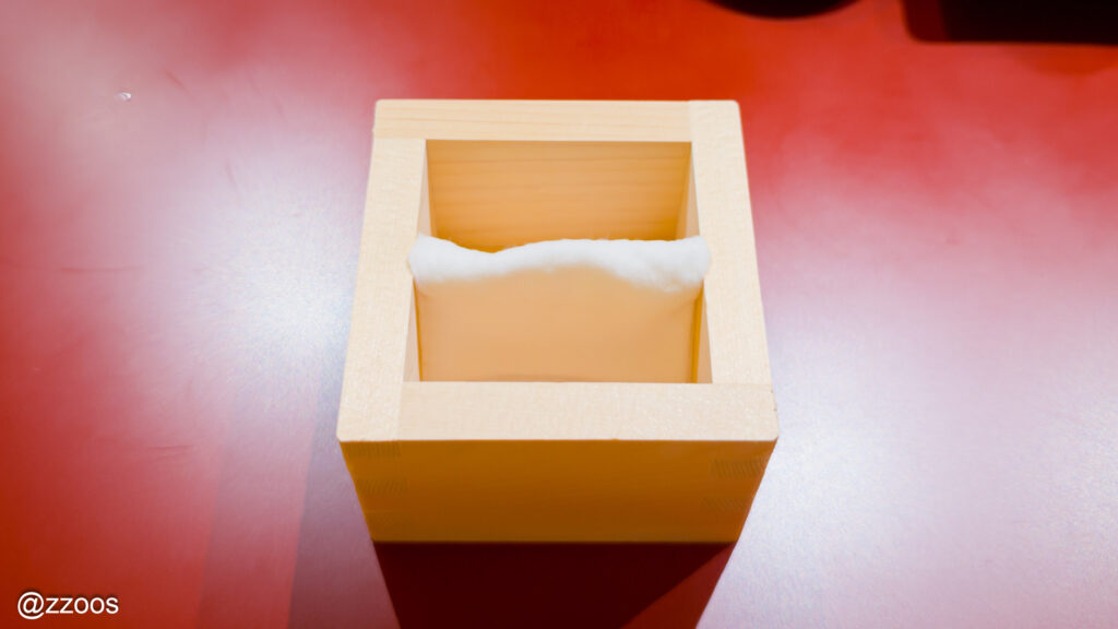 木箱に入ったおしぼり