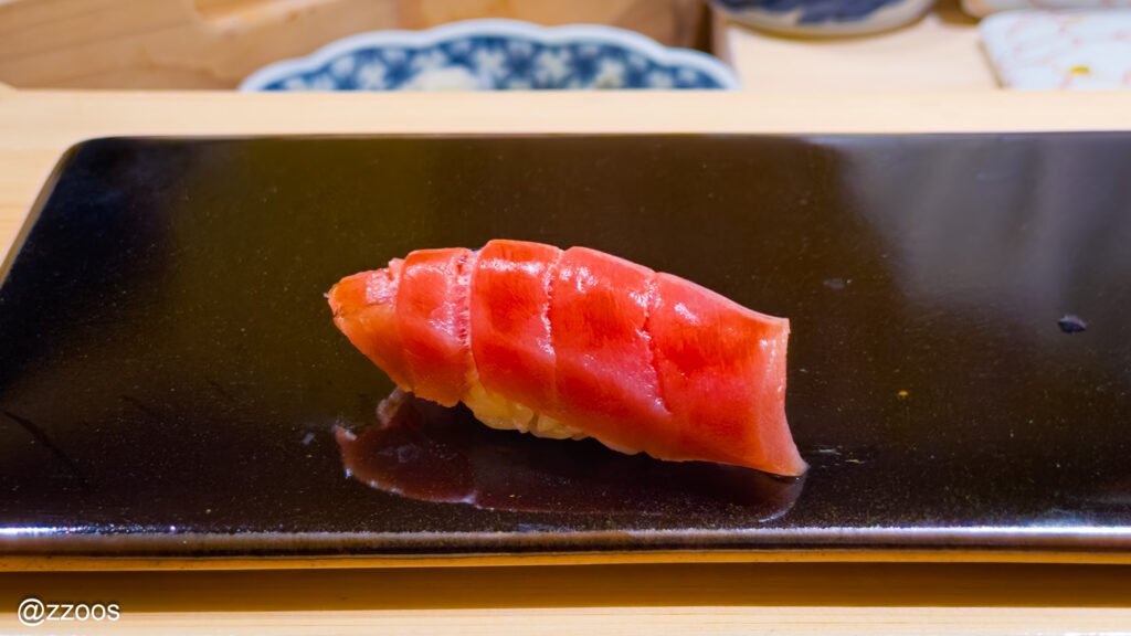 マグロ赤身の漬けスシ