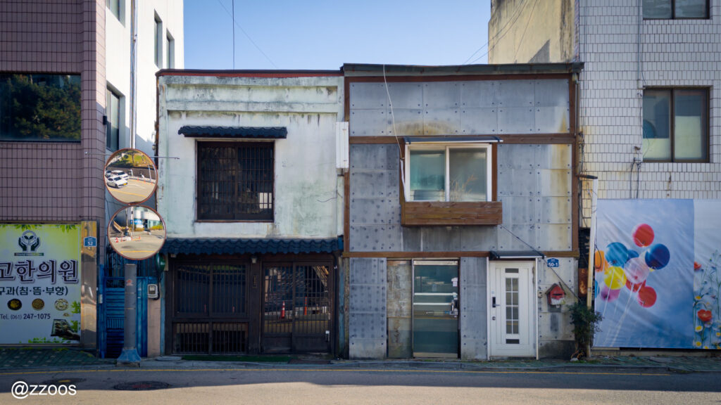 旧市街の古い建物群