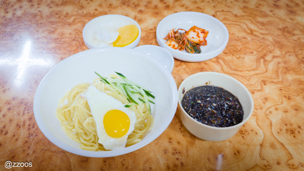 チュンカン一杯の配膳