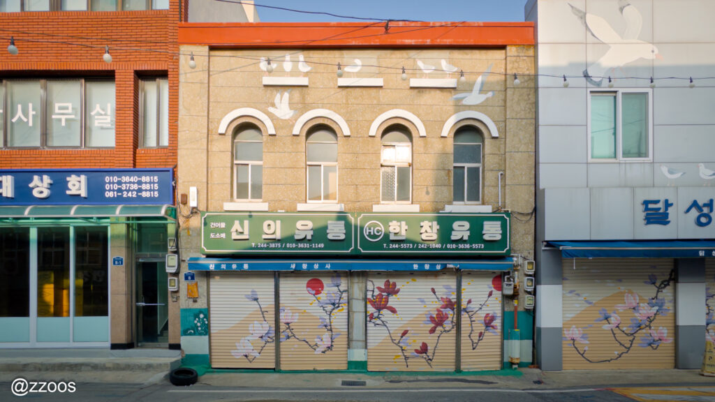 木浦旧市街の古い建物の風景