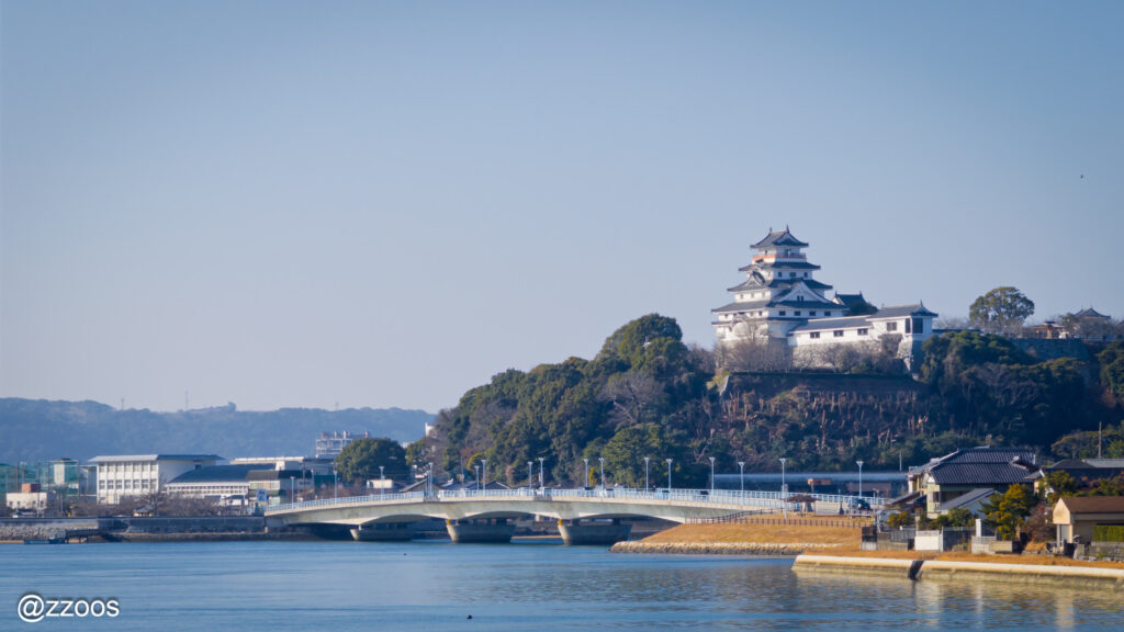 松浦川と唐津城