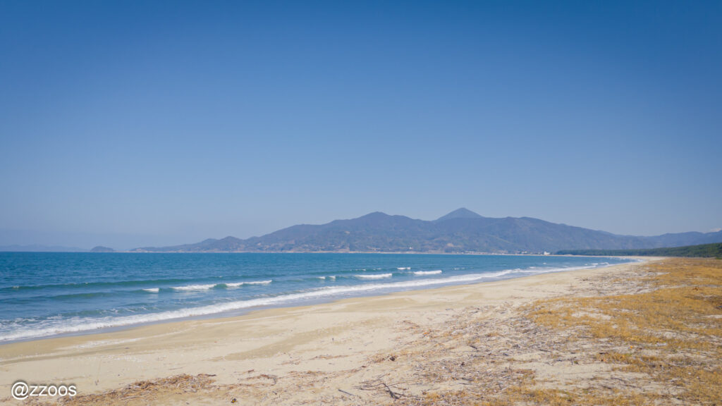 Higashinohama Beach.