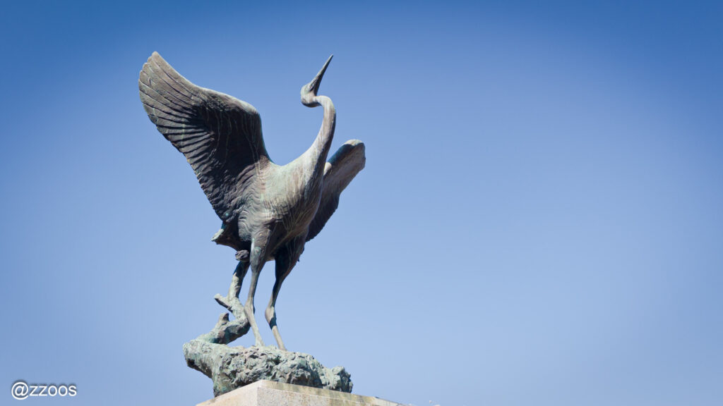 Crane statue in front of Karatsu Station