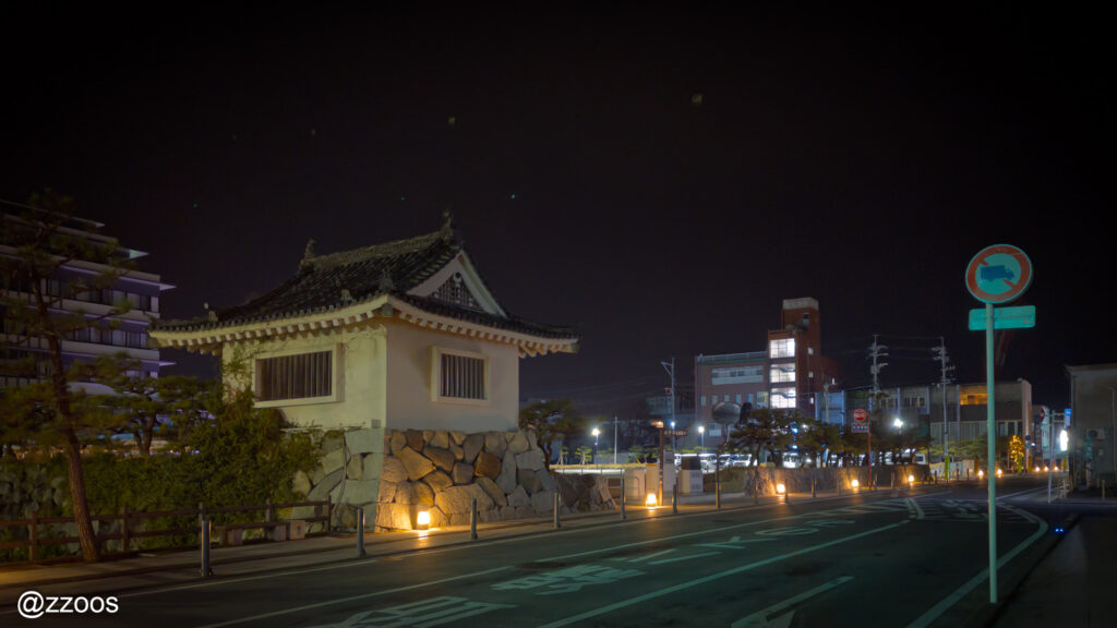 Night view in front of Karatsu City Hall.