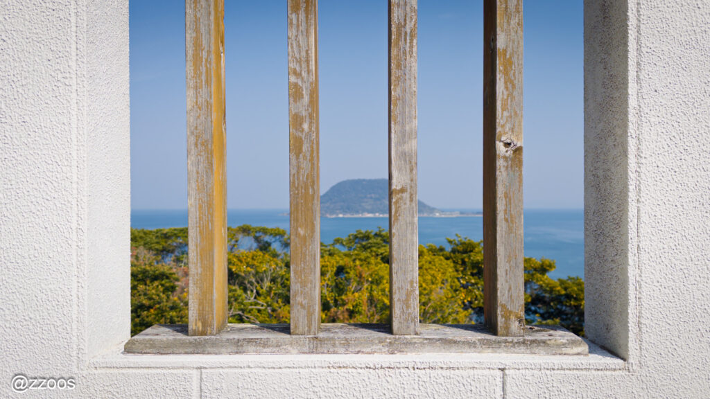 The sea seen through the window