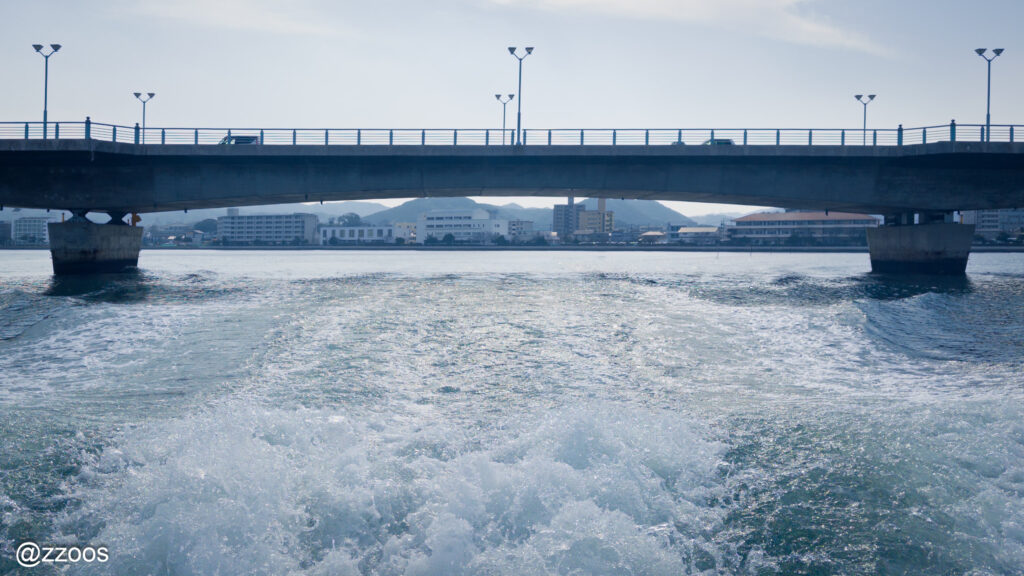 Water splashing behind the ferry