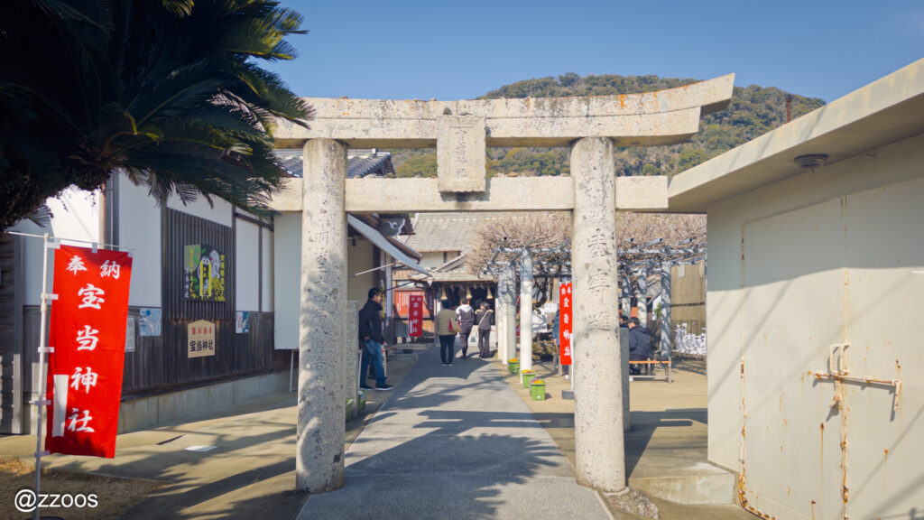 Torii gate of Hoto Shrine