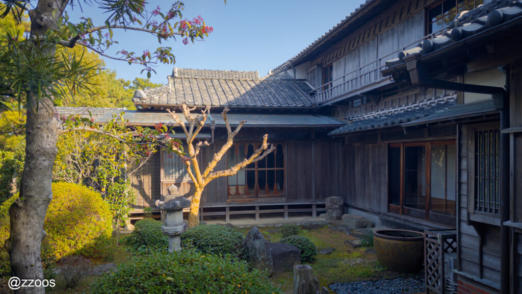 邸宅の庭