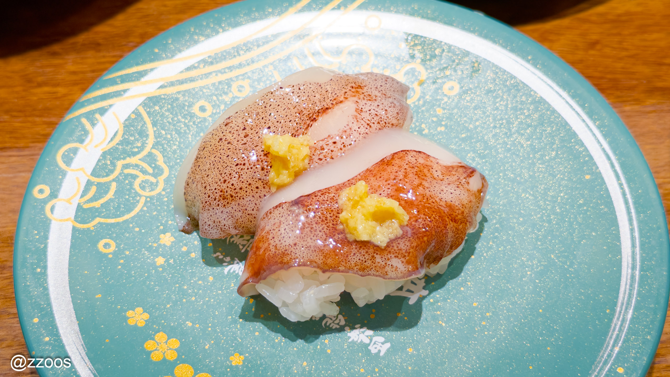Squid ear (ikanomimi) sushi