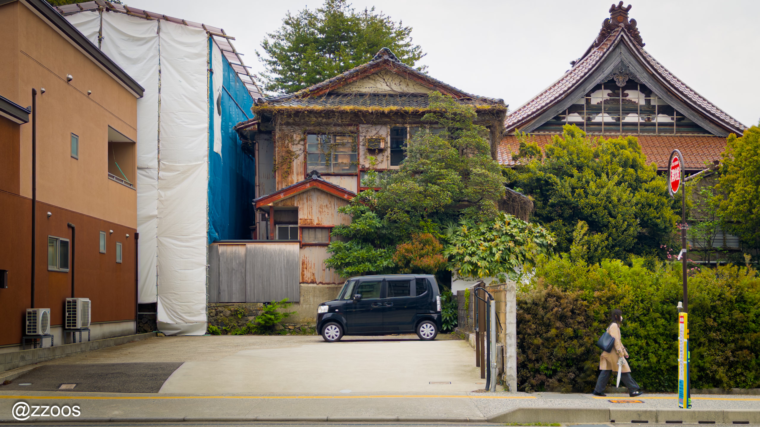 歳月を感じる古い建物