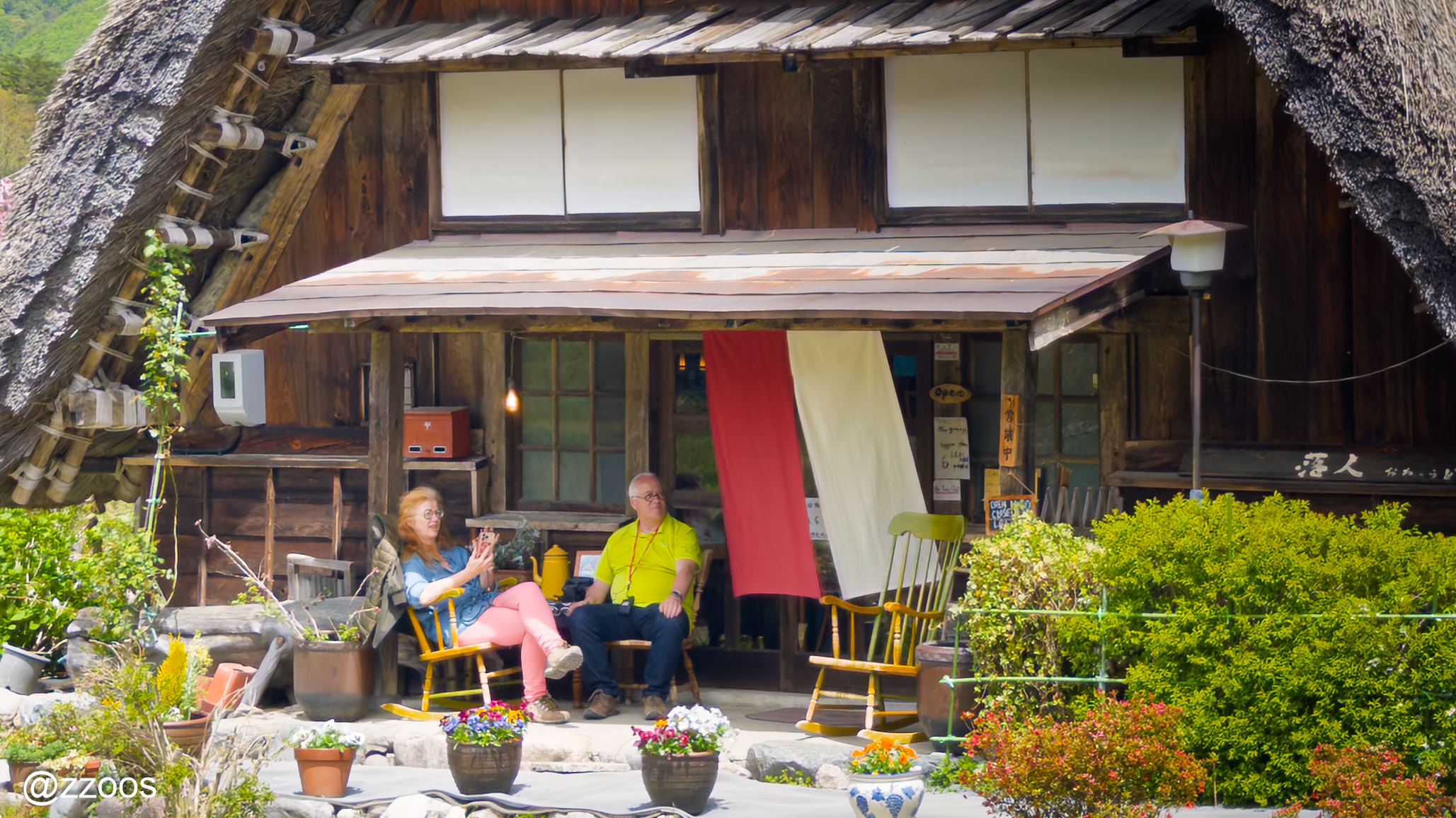 Outdoor tables at Kissa Ochiudo