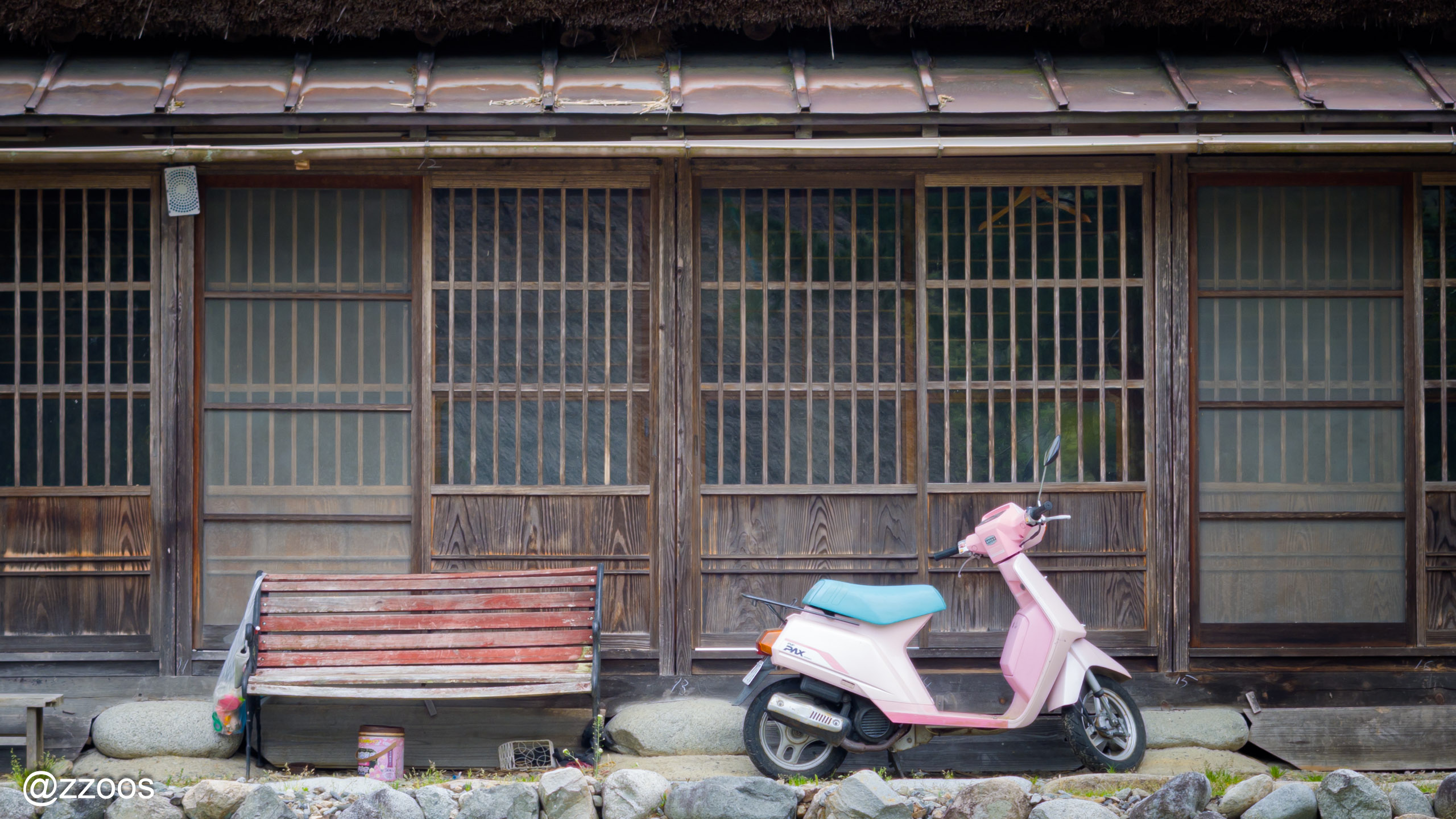 Living space beneath a gassho-zukuri house