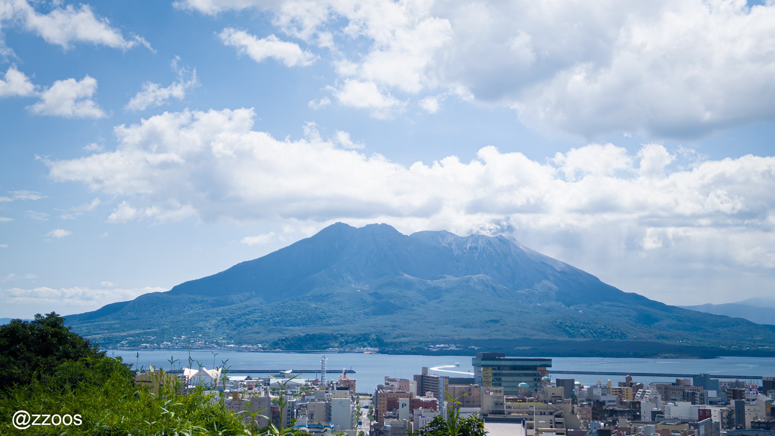 Sakurajima seen from the Shiroyama Hotel