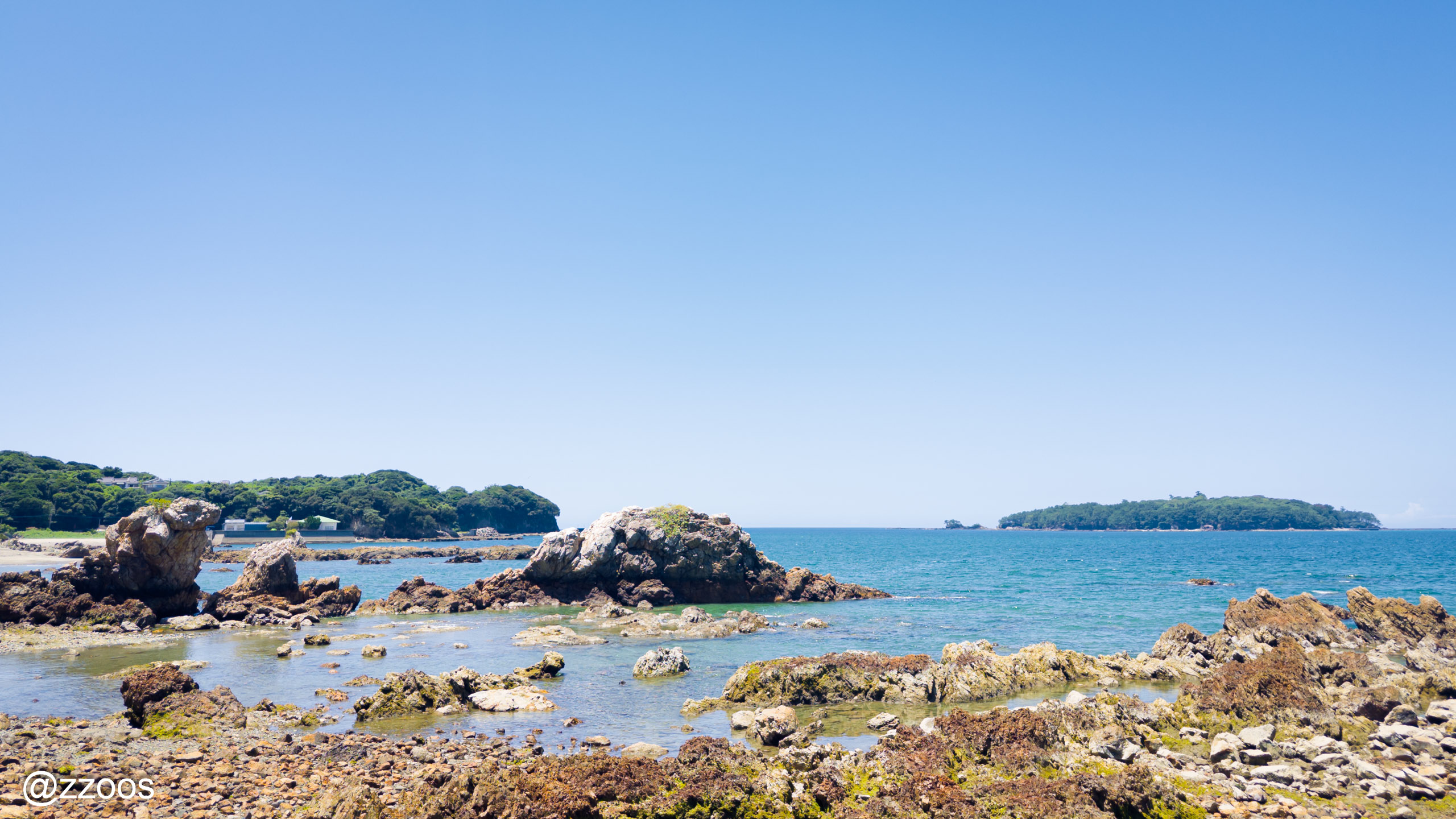Hikaruze, a rock on the shore in Akune