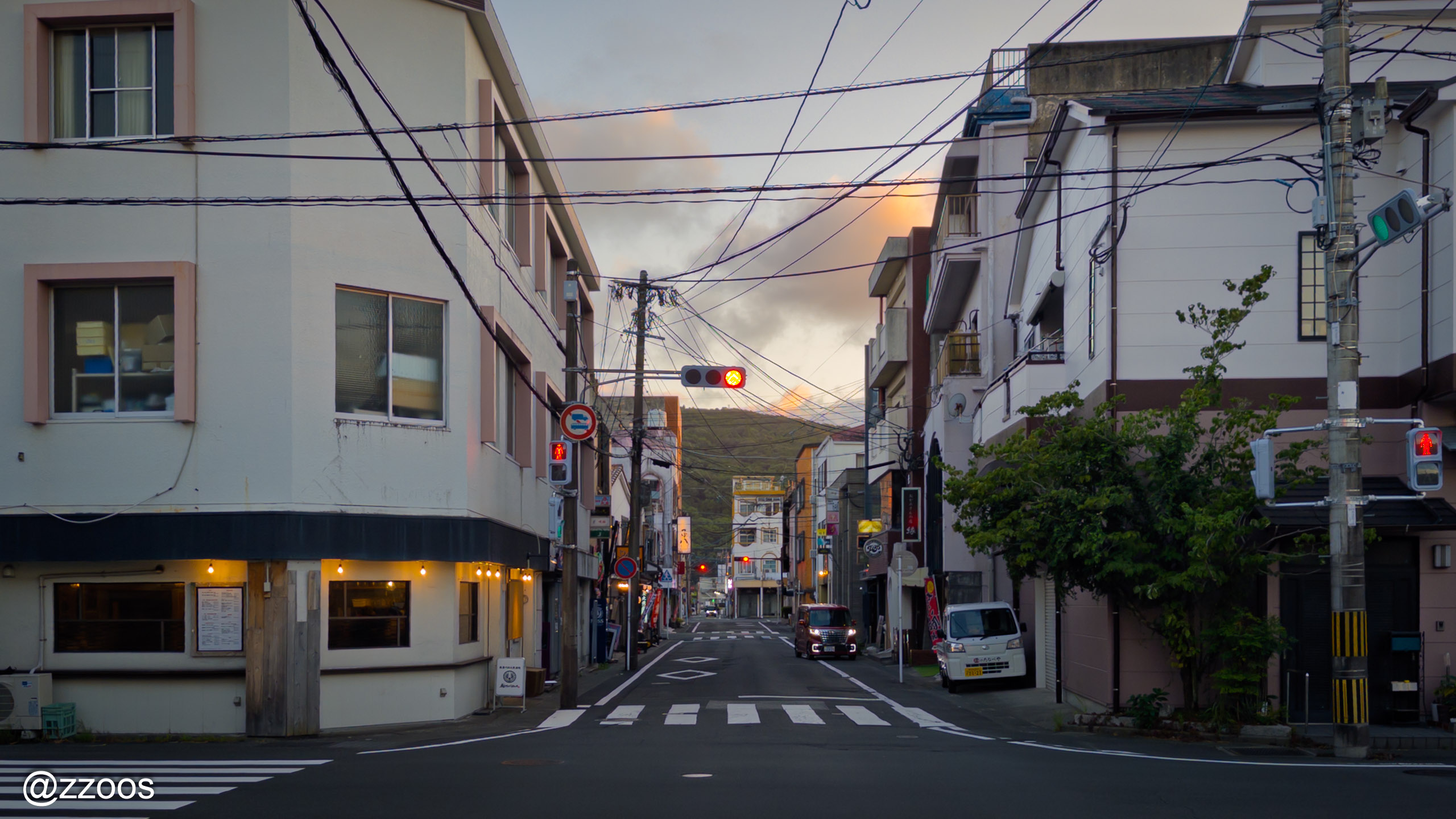 薩摩川内の繁華街へつづく通り