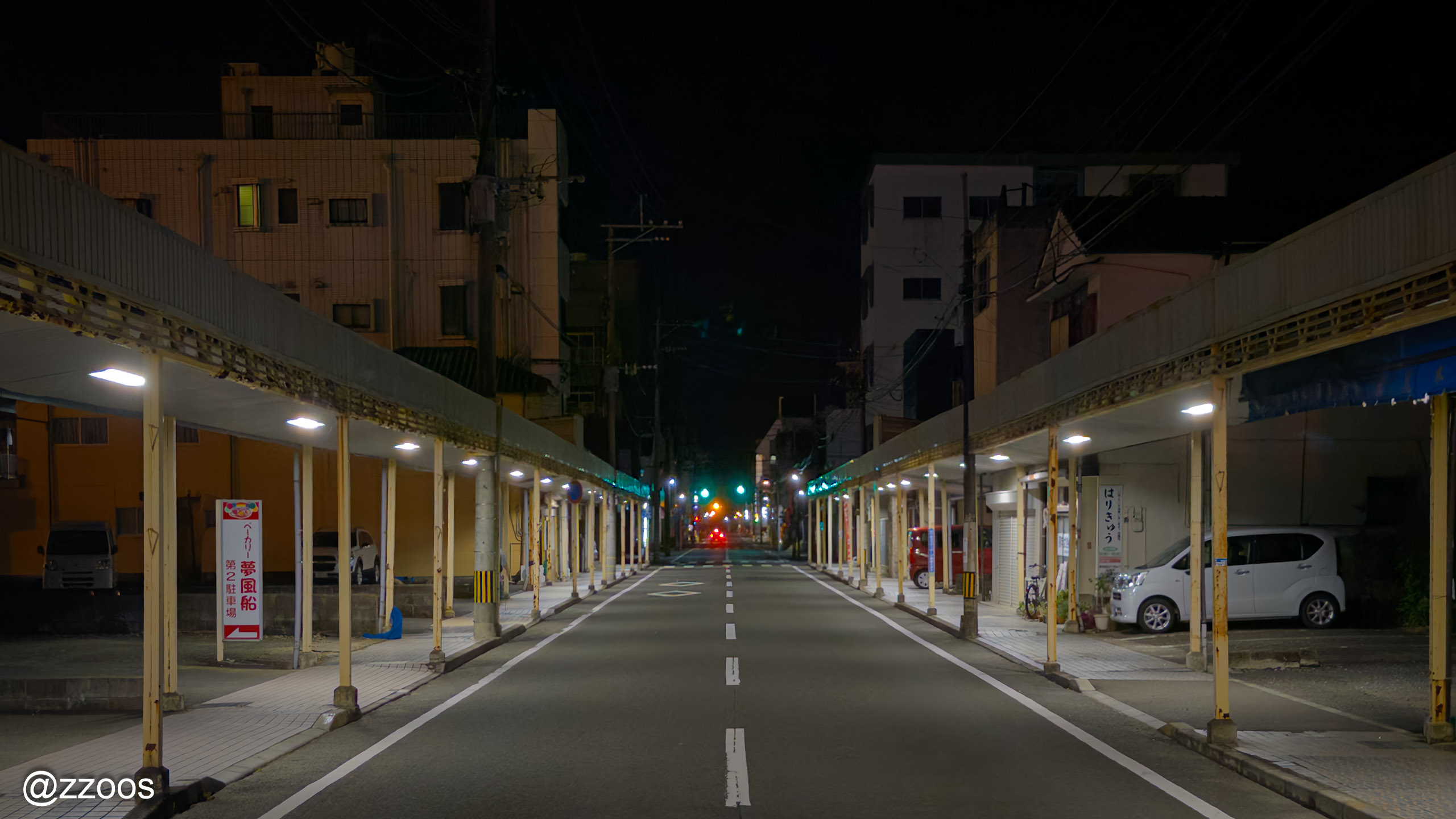 薩摩川内の繁華街の裏の駐車場